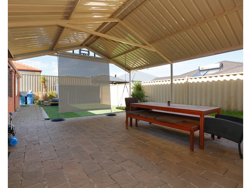 8 Skerries Way, Ridgewood WA 6030