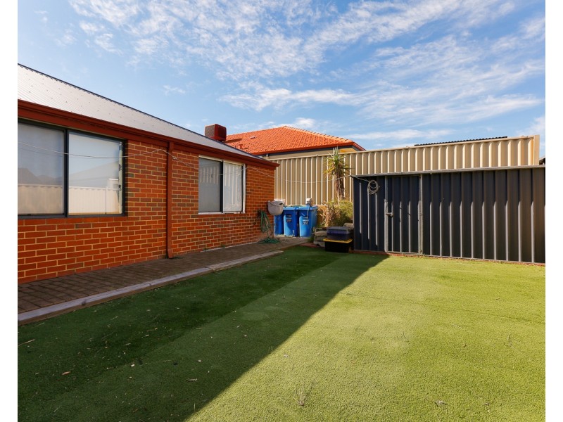 8 Skerries Way, Ridgewood WA 6030