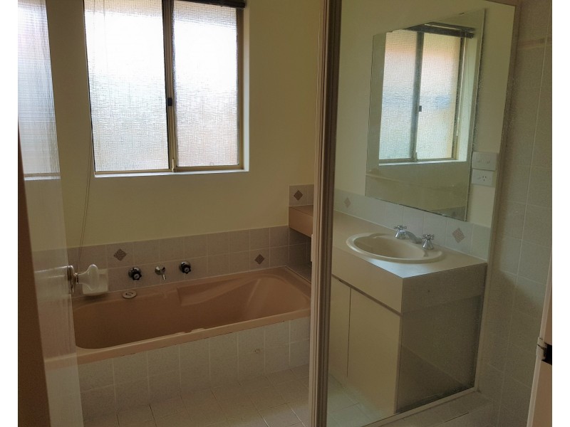 3 Newcap Place, Merriwa WA 6030