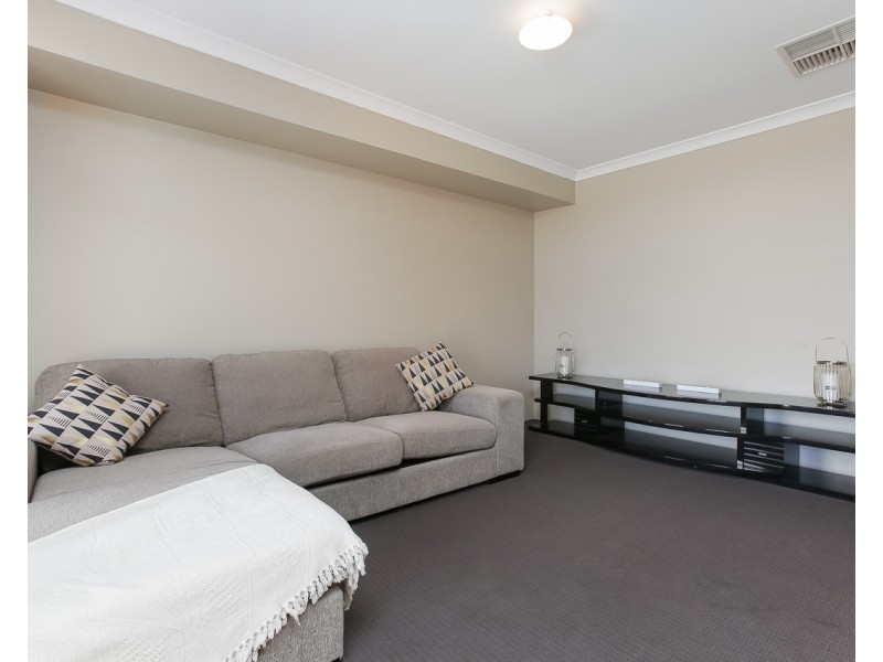 16 Somerton Drive, Alkimos WA 6038