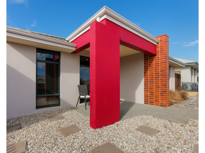 16 Somerton Drive, Alkimos WA 6038