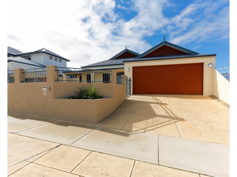 4 Moonraker Road, Jindalee WA 6036