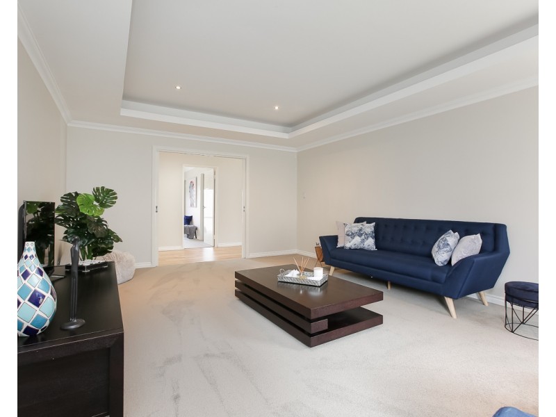 4 Moonraker Road, Jindalee WA 6036