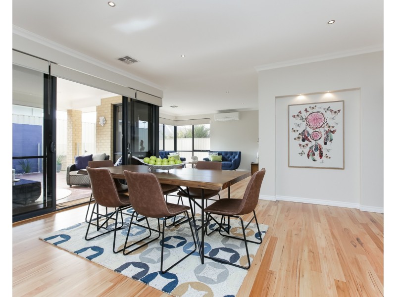 4 Moonraker Road, Jindalee WA 6036