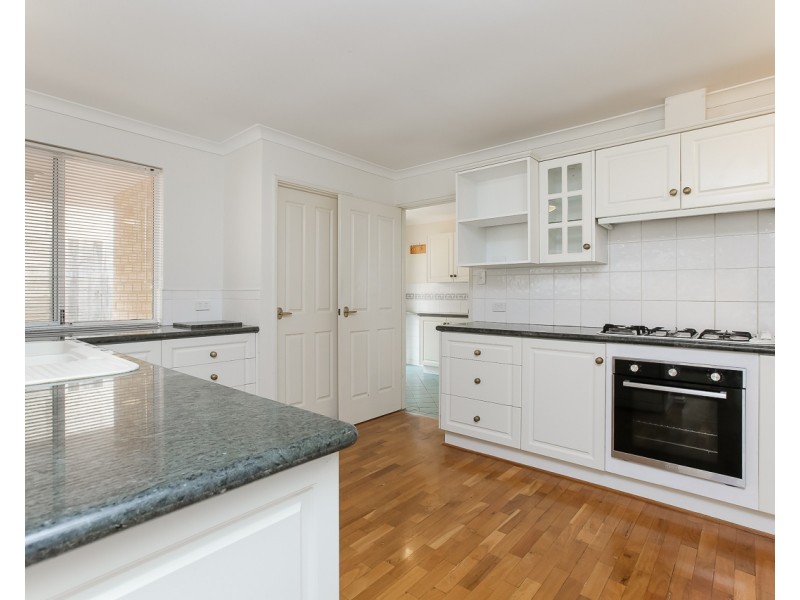 9 Barletta Place, Mindarie WA 6030