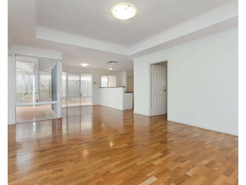 9 Barletta Place, Mindarie WA 6030