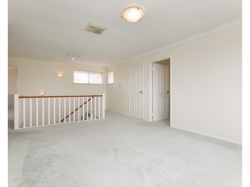 9 Barletta Place, Mindarie WA 6030