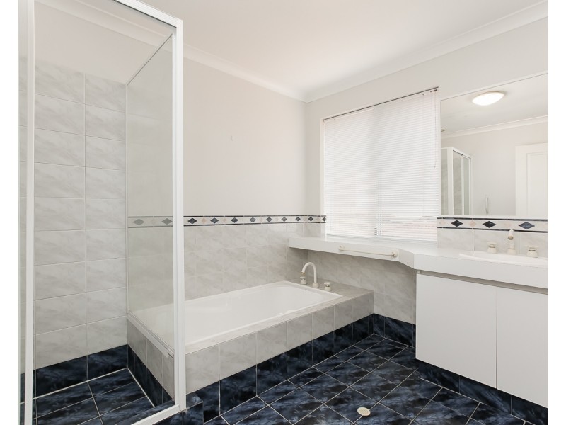 9 Barletta Place, Mindarie WA 6030