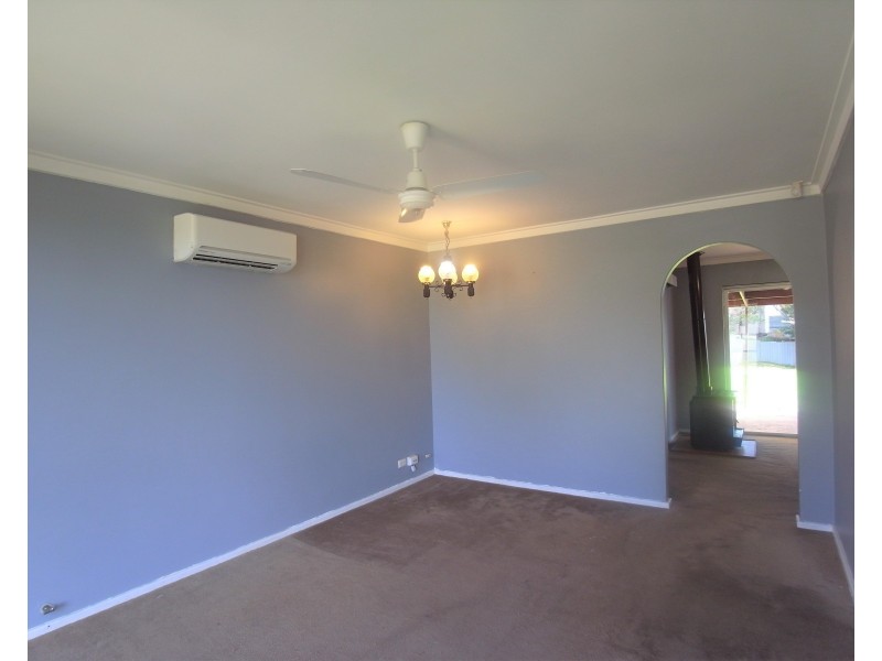15 Gumblossom Way, Quinns Rocks WA 6030