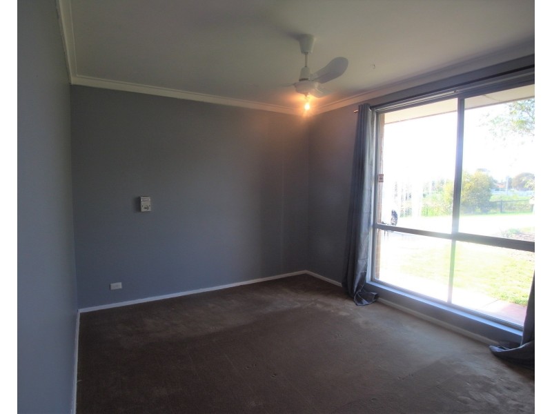 15 Gumblossom Way, Quinns Rocks WA 6030