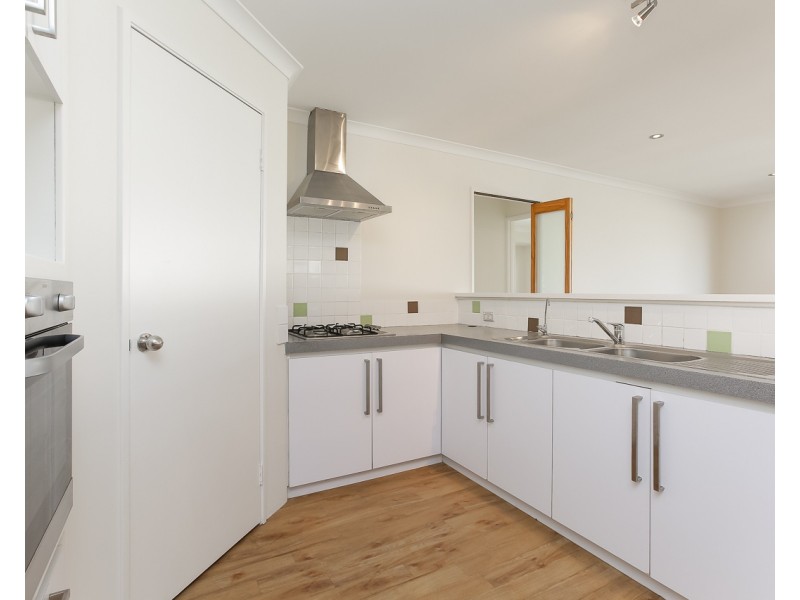 4 Cleland Close, Clarkson WA 6030