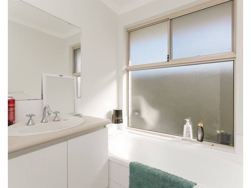 21 Sugarloaf Close, Merriwa WA 6030