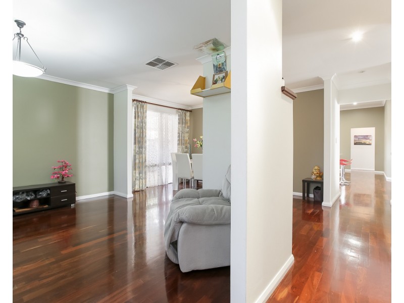 7 Whiston Crescent, Clarkson WA 6030