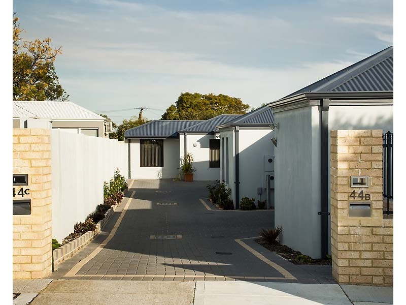 44c Medbury Road, Westminster WA 6061