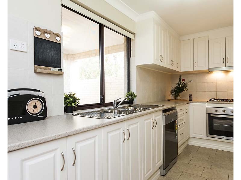 44c Medbury Road, Westminster WA 6061