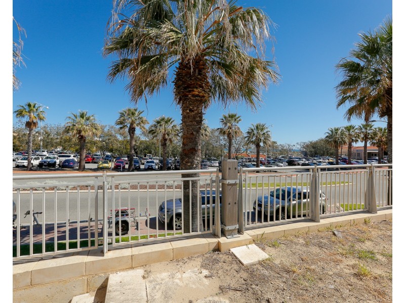 26 Ocean Falls Boulevard, Mindarie WA 6030