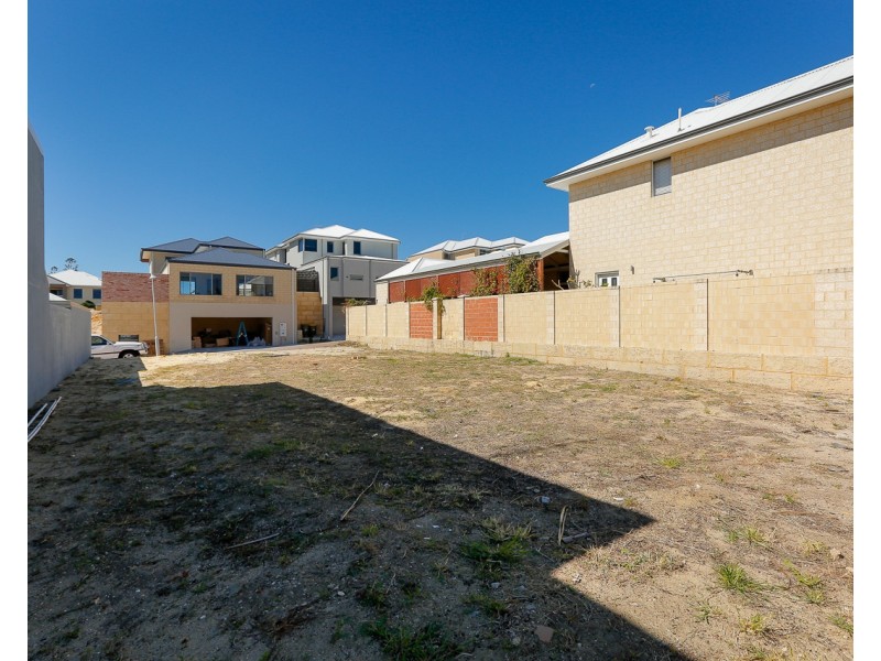 26 Ocean Falls Boulevard, Mindarie WA 6030