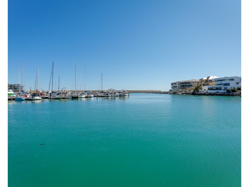 26 Ocean Falls Boulevard, Mindarie WA 6030