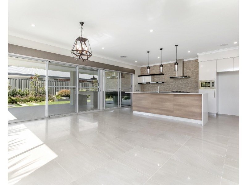 3 Longstaff Avenue, Alkimos WA 6038