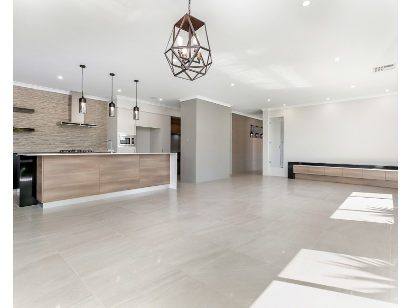 3 Longstaff Avenue, Alkimos WA 6038