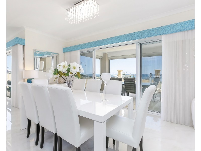 12 Seascape Road, Jindalee WA 6036