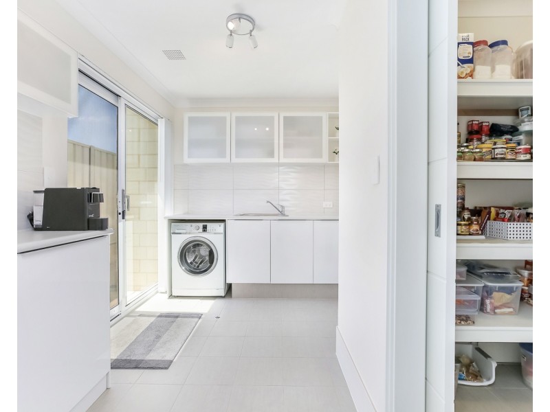 12 Seascape Road, Jindalee WA 6036