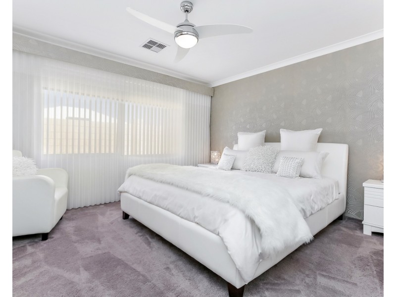 12 Seascape Road, Jindalee WA 6036