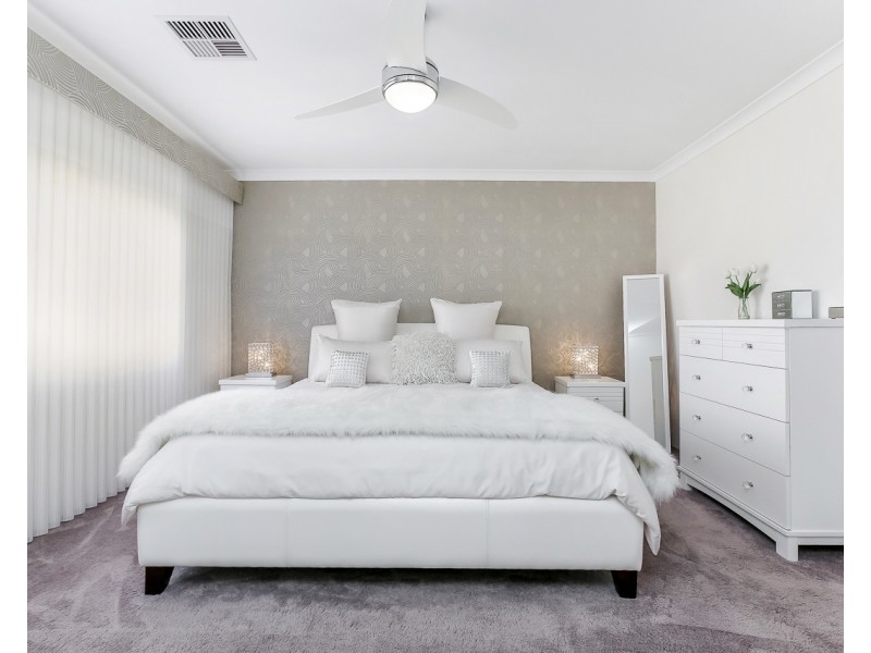 12 Seascape Road, Jindalee WA 6036