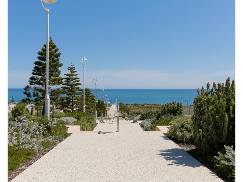 12 Seascape Road, Jindalee WA 6036