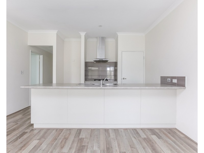 55 Roulettes Parade, Clarkson WA 6030