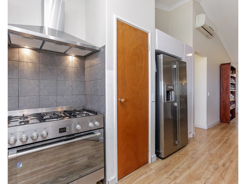 43 Kinglassie Circle, Kinross WA 6028