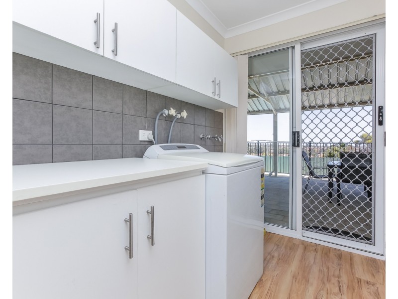 43 Kinglassie Circle, Kinross WA 6028