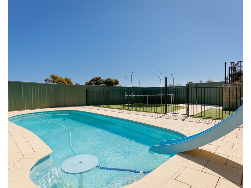 43 Kinglassie Circle, Kinross WA 6028