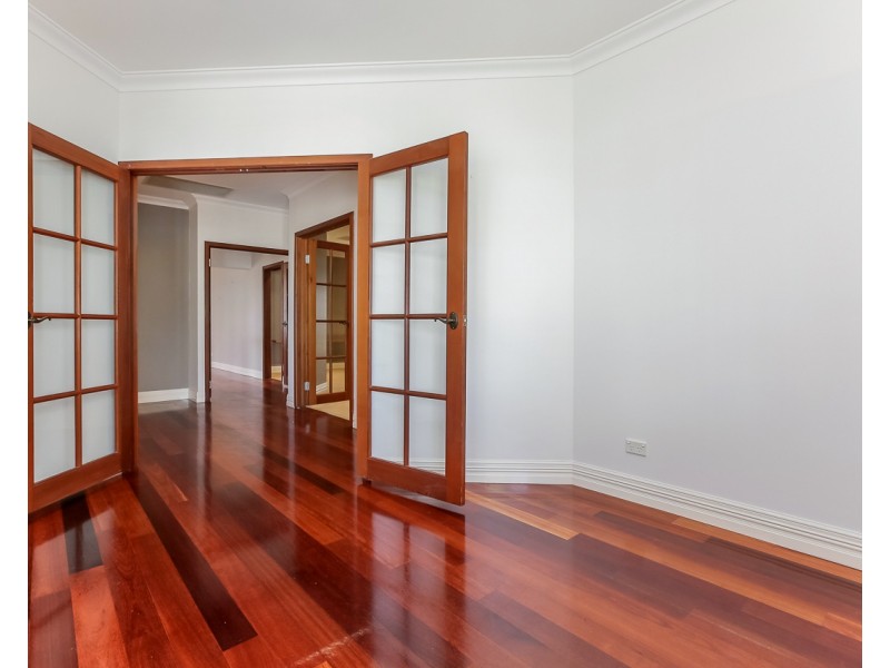 9 Caldera Close, Mindarie WA 6030