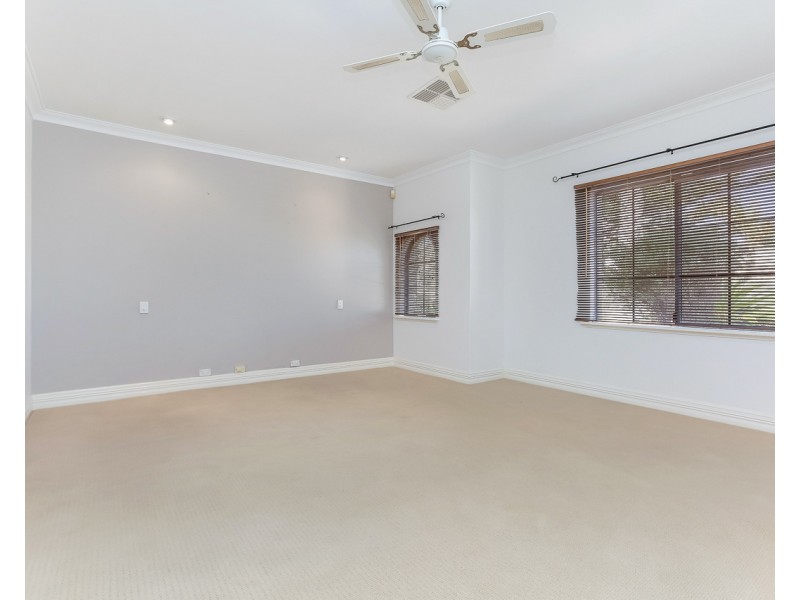 9 Caldera Close, Mindarie WA 6030