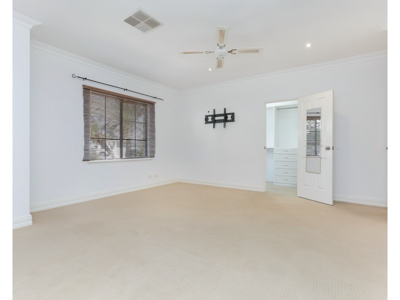 9 Caldera Close, Mindarie WA 6030