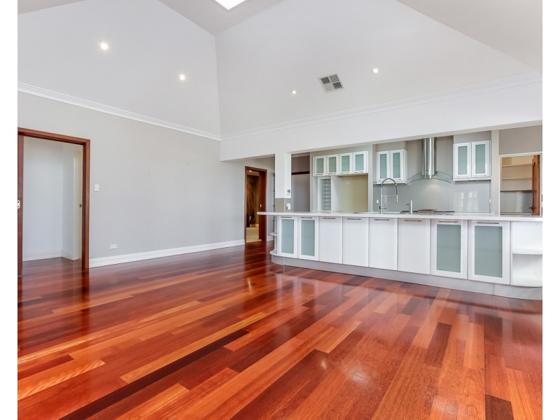 9 Caldera Close, Mindarie WA 6030