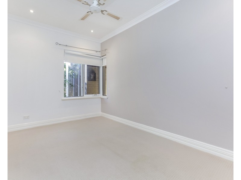 9 Caldera Close, Mindarie WA 6030