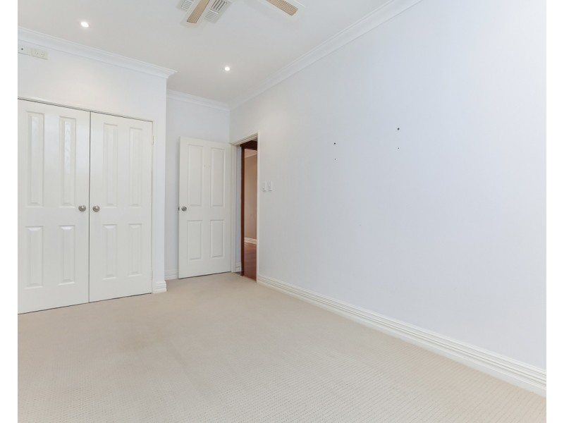 9 Caldera Close, Mindarie WA 6030