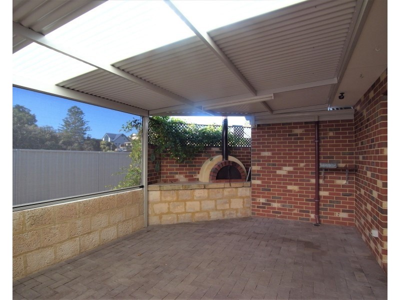 17  Hazel Avenue, Quinns Rocks WA 6030