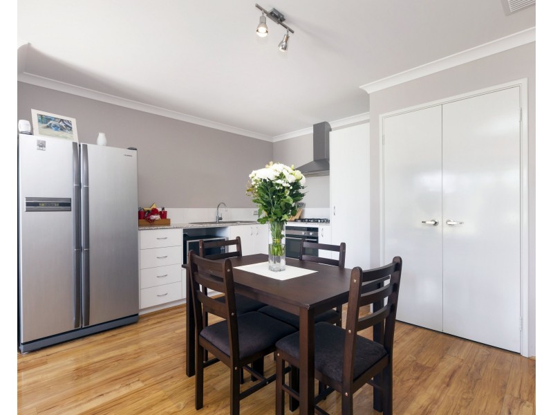 10 Biterax Elbow, Banksia Grove WA 6031