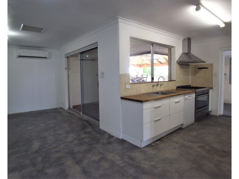 33  View Terrace, Quinns Rocks WA 6030