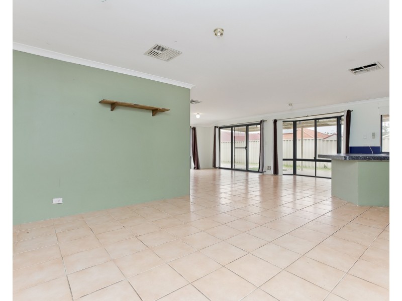 4 Warnford Street, Butler WA 6036