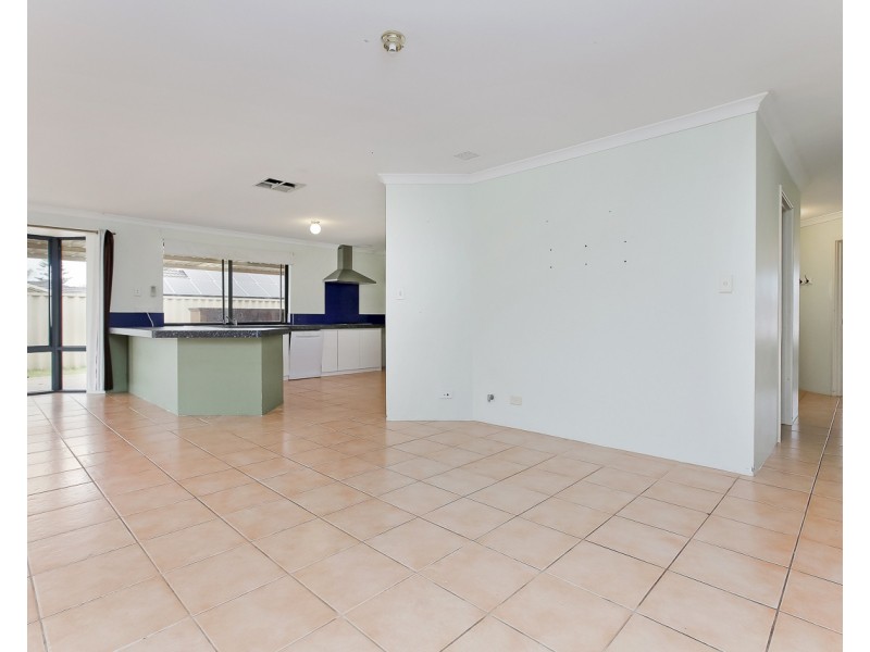 4 Warnford Street, Butler WA 6036