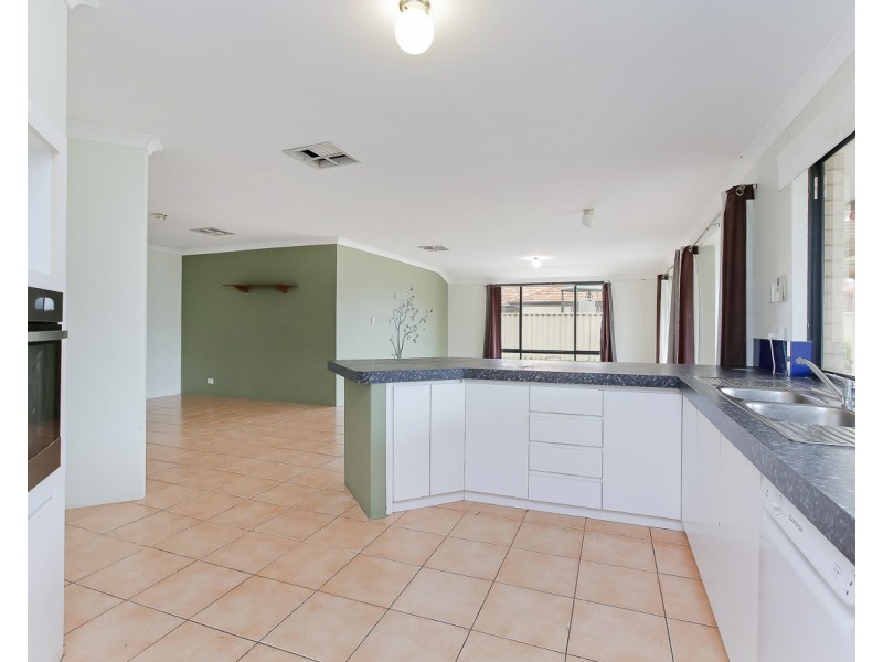 4 Warnford Street, Butler WA 6036