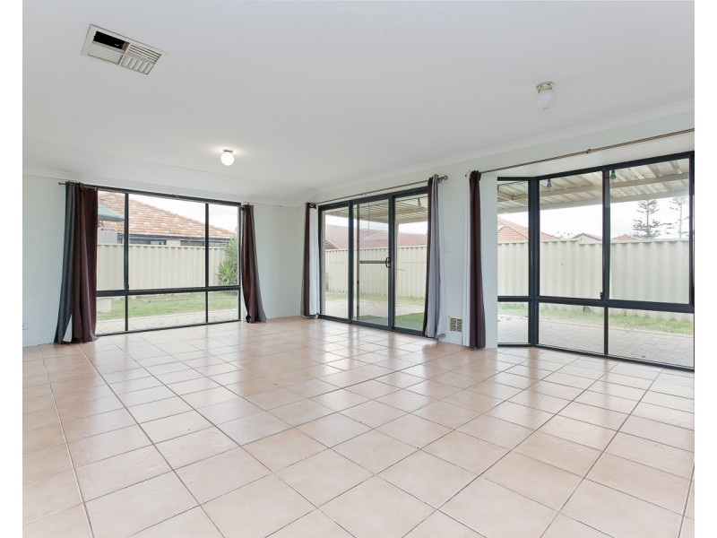 4 Warnford Street, Butler WA 6036