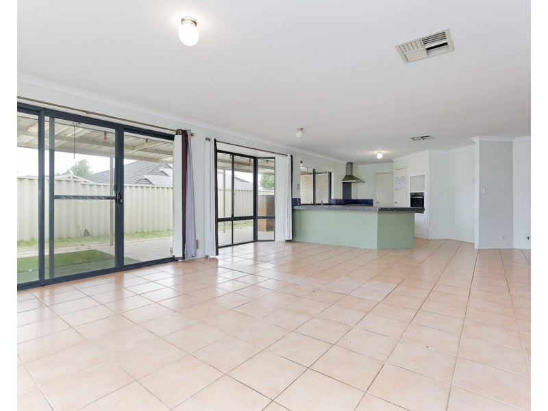 4 Warnford Street, Butler WA 6036