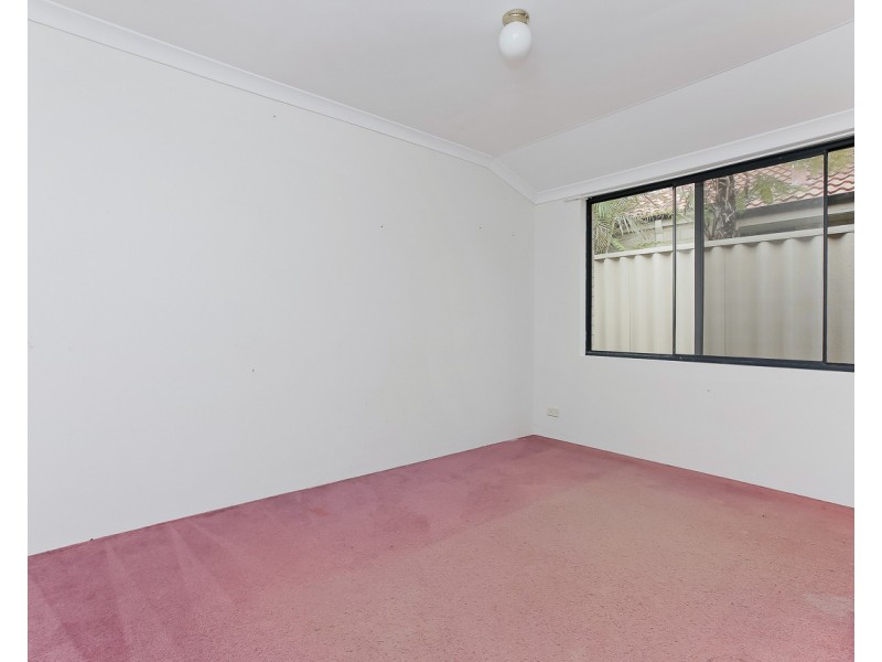 4 Warnford Street, Butler WA 6036