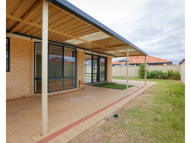 4 Warnford Street, Butler WA 6036