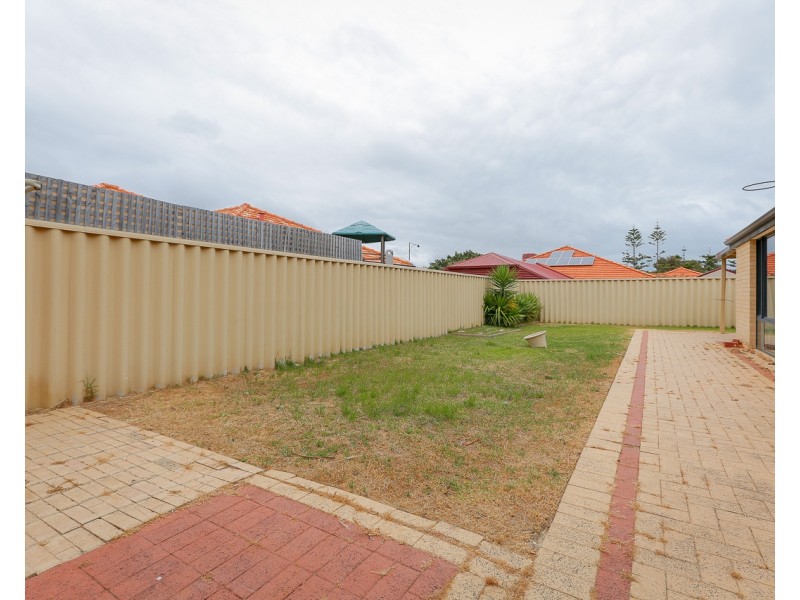 4 Warnford Street, Butler WA 6036